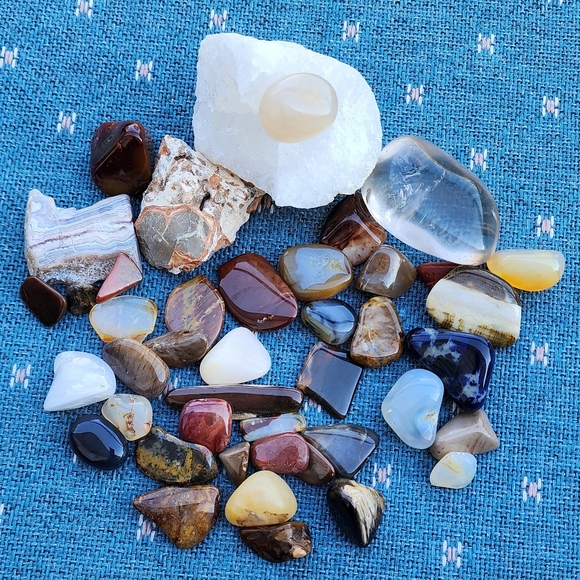 Crystal bundle ✨️ Crystal Tumble 🔮 - Picture 2 of 6